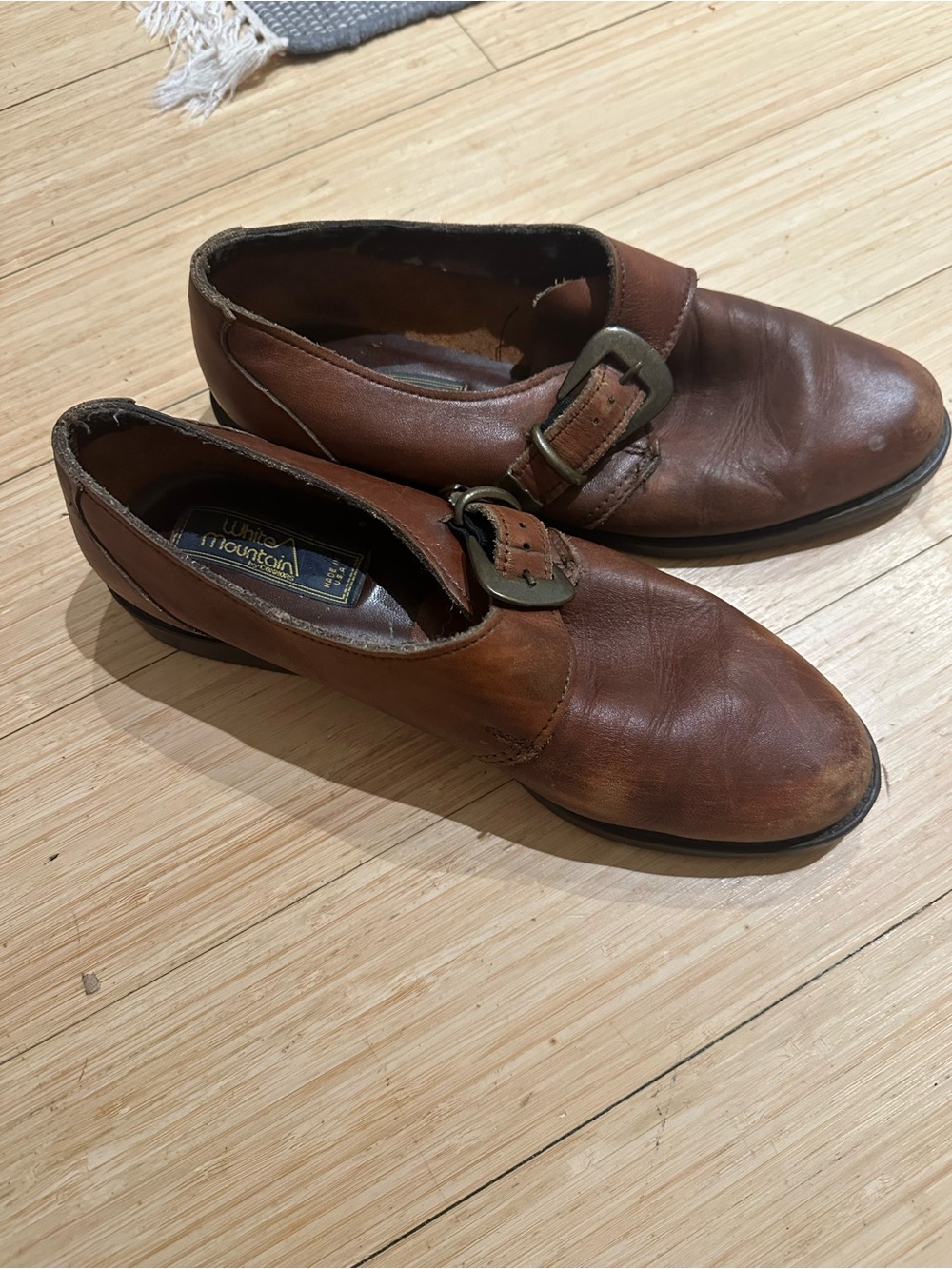 White Mountain vintage Brown Leather Buckle Slip-On Shoes